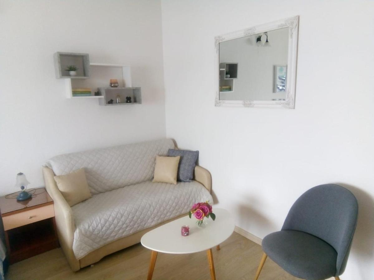 Apartments And Rooms Niksa 포드고라 외부 사진