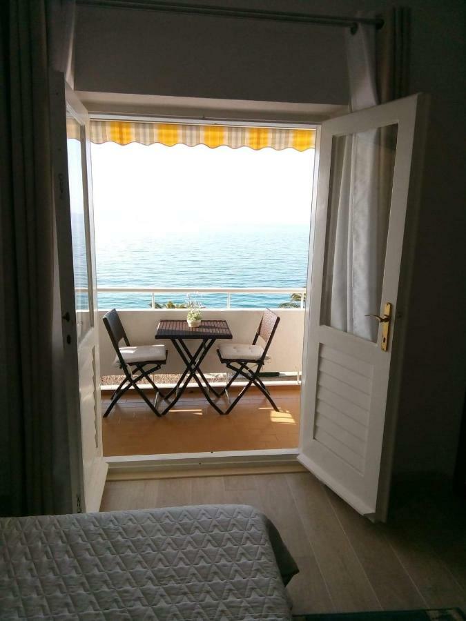 Apartments And Rooms Niksa 포드고라 외부 사진